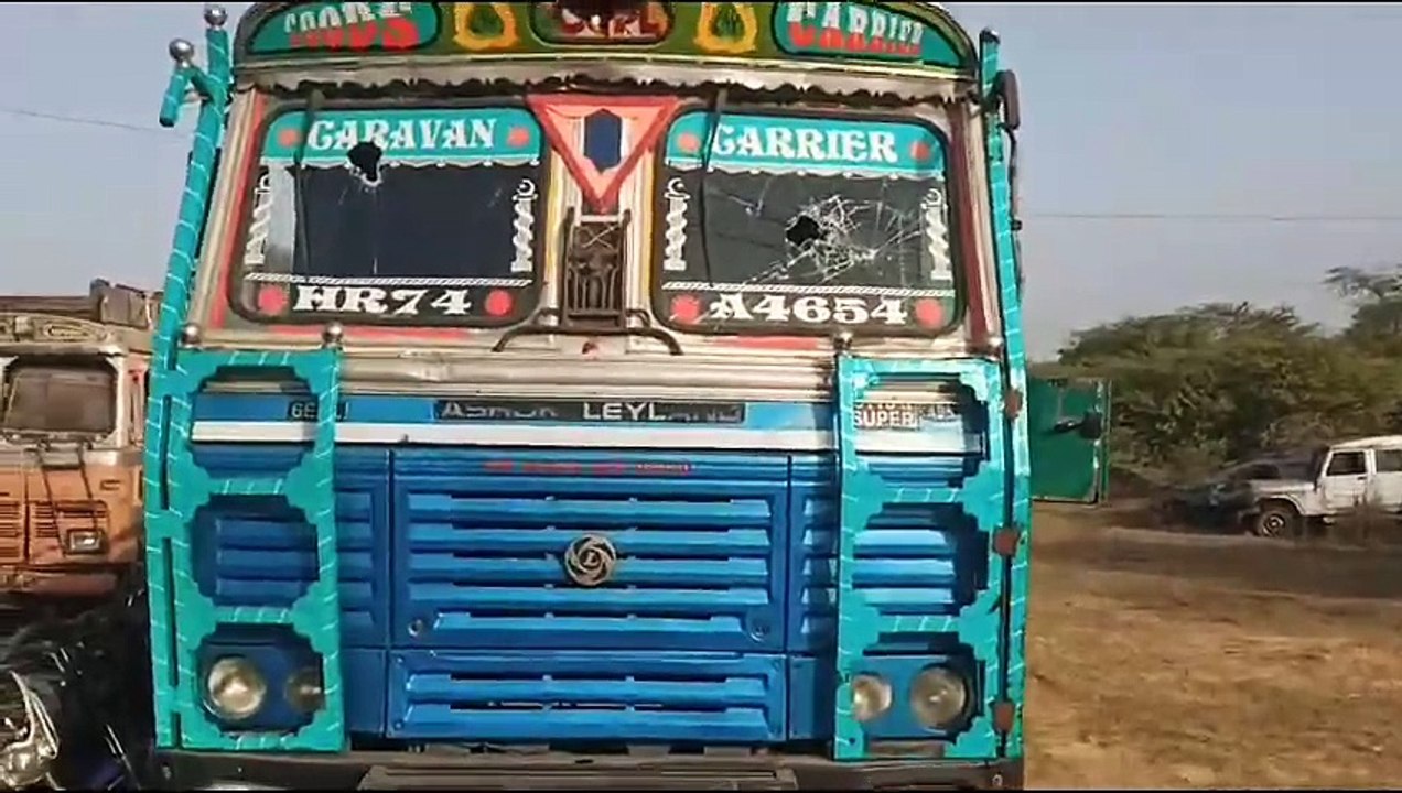 दुस्साहस: राजस्थान में गौ तस्कर व पुलिस में मुठभेड़, फायरिंग में बाल—बाल बचे पुलिसकर्मी, देखें वीडियोjaipur