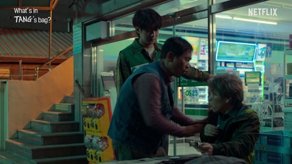 What's in killer Lee Tang's bag? | A Killer Paradox | Netflix [ENG SUB]