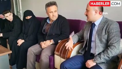 Kalıcı konuta yerleşen Adıyamanlı depremzede aile ilk misafirini ağırladı