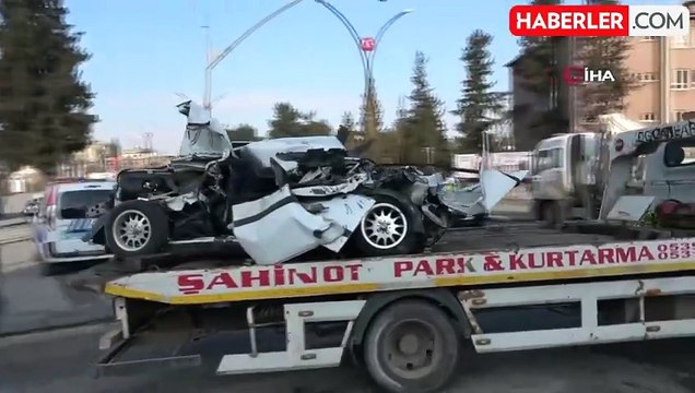 Freni patlayan çekici ortalığı savaş alanına çevirdi: 6 aracı biçti