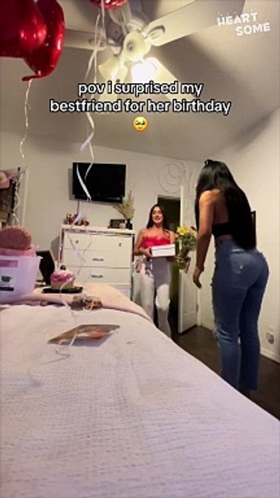 Best Friend's Birthday Surprise | Heartsome Room Decoration