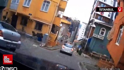 Kağıthane'de eşini selektörle uyaran sürücüyü tehdit etti