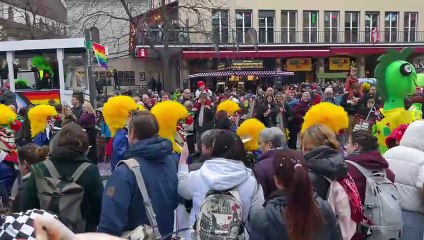 Extrait du cortège au carnaval de Bâle 2