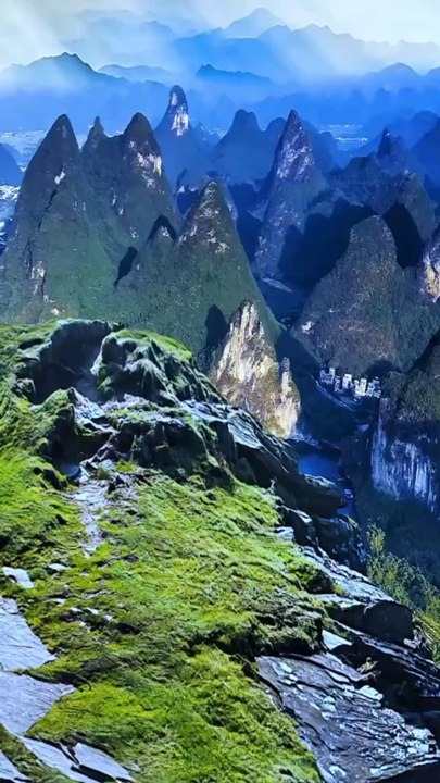 LA PLUS IMPRENABLE vue de Guilin en Chine