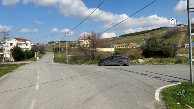 Beylikdüzü'nde otomobilde 2 kişi silahla vurularak öldürüldü