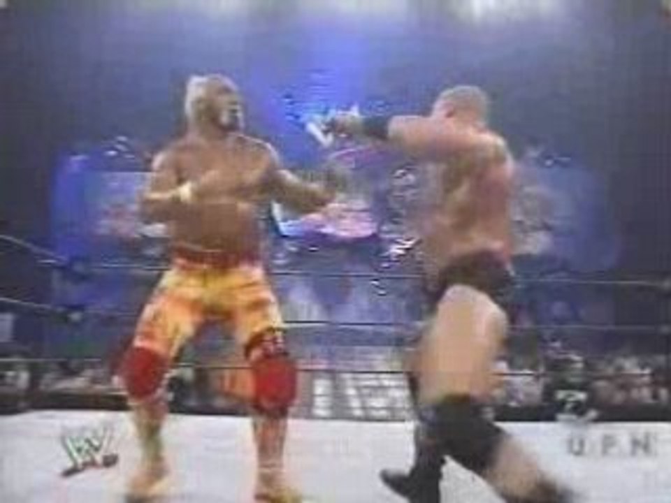 WWE - Brock Lesnar Vs Hulk Hogan