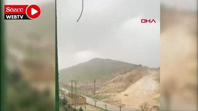 Yağmur videosu çekerken yıldırım düşme anı kaydetti