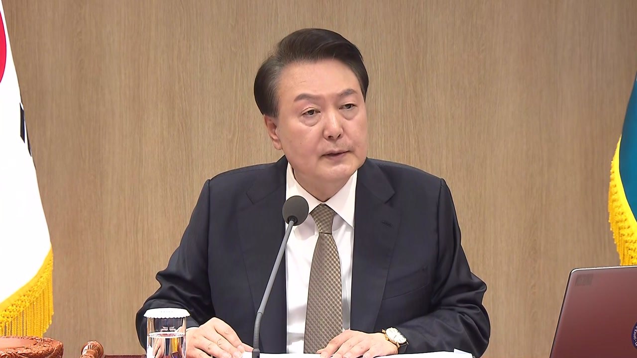 尹 "국민 생명 볼모 집단행동 안 돼...2천 명은 최소" / YTN