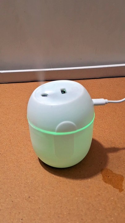 USB Operated Cool Mist Humidifier Diffuser with 7 Color Lights Air Humidifer for Room Office Car