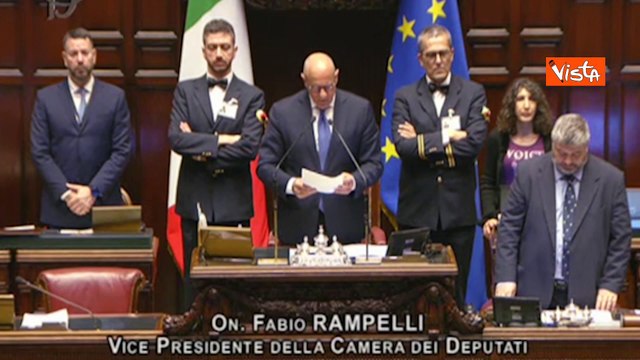 Alla Camera un minuto di silenzio per le vittime del cantiere Esselunga di Firenze