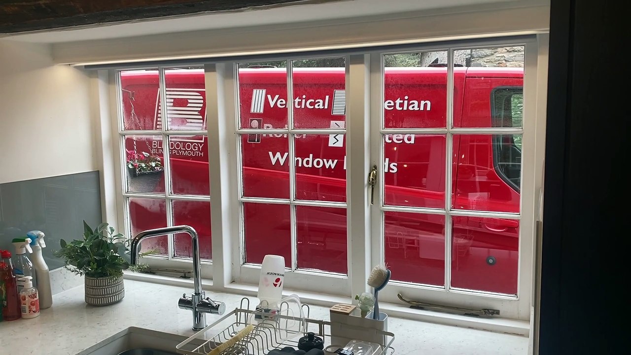 Blindology Blinds remote controlled roller blinds