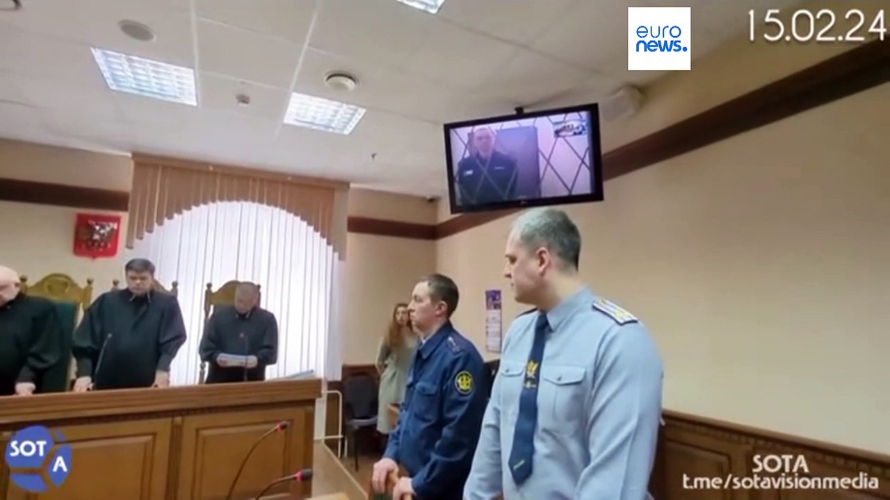 Мать Навального просит Путина вернуть тело сына