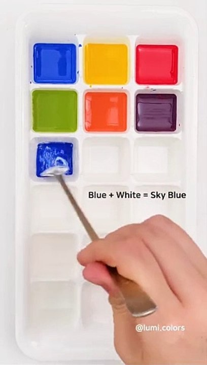 Mixing colors is so satisfying!