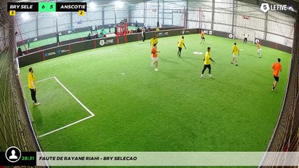 Faute de Rayane Riahi - Bry Selecao