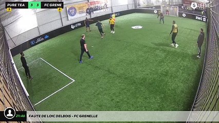 Faute de Loic Delbois - FC Grenelle