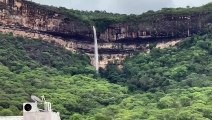 Bica do Ipu volta a jorrar após cinco meses na Serra da Ibiapaba