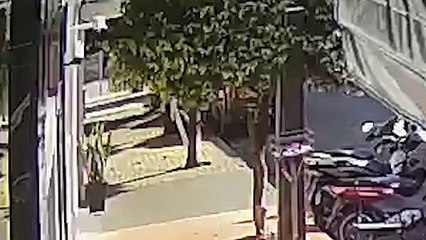 Vídeo mostra trabalhador caindo de escada em Goioerê
