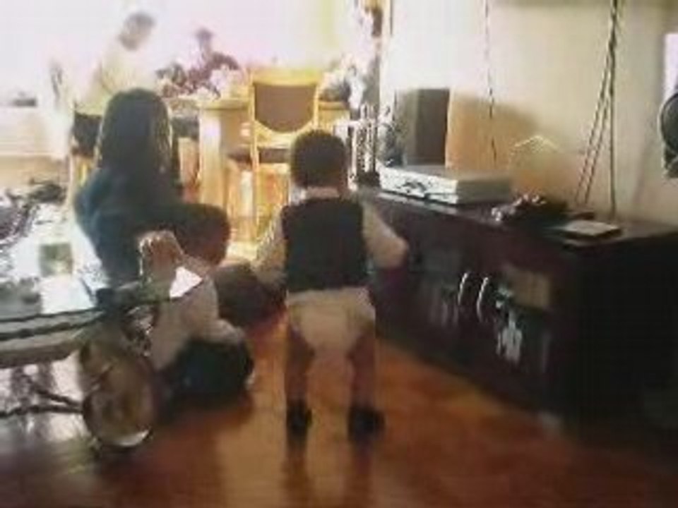 FUNNY, HUMOR, CUTE, FAMILY, LAUGH, DANCE, BABY, COMEDY