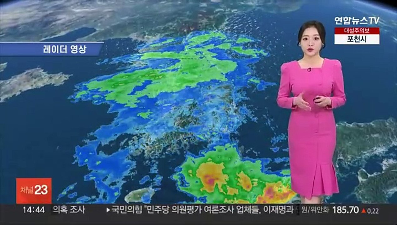 [날씨] 전국 눈·비, 밤사이 중부 많은 눈…영동 '대설 경보'