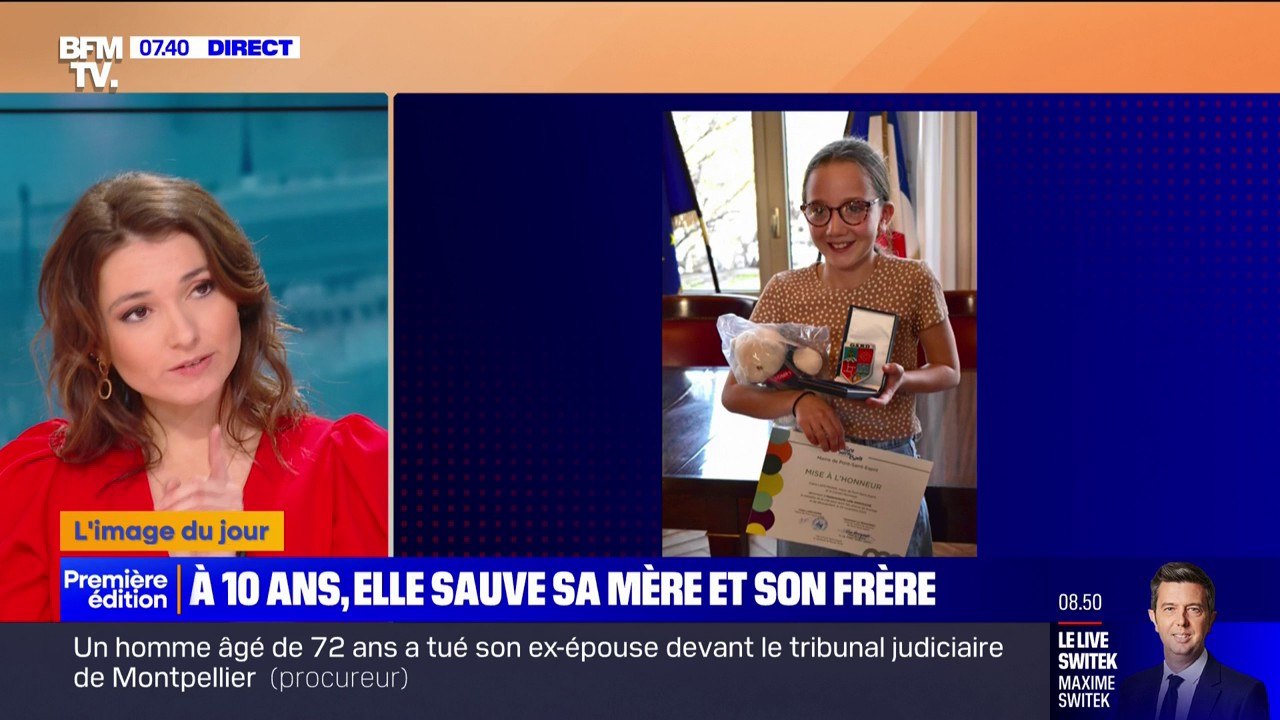 À l'âge de dix ans, Leïla sauve sa mère, en ple...
