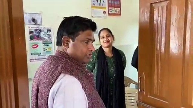 सरकारी अस्पताल का एसडीएम ने किया निरीक्षण, दो कर्मचारी मिले गैरहाजिर