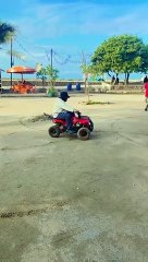 Nabila adik Sridevi naik ATV Mini di ancol