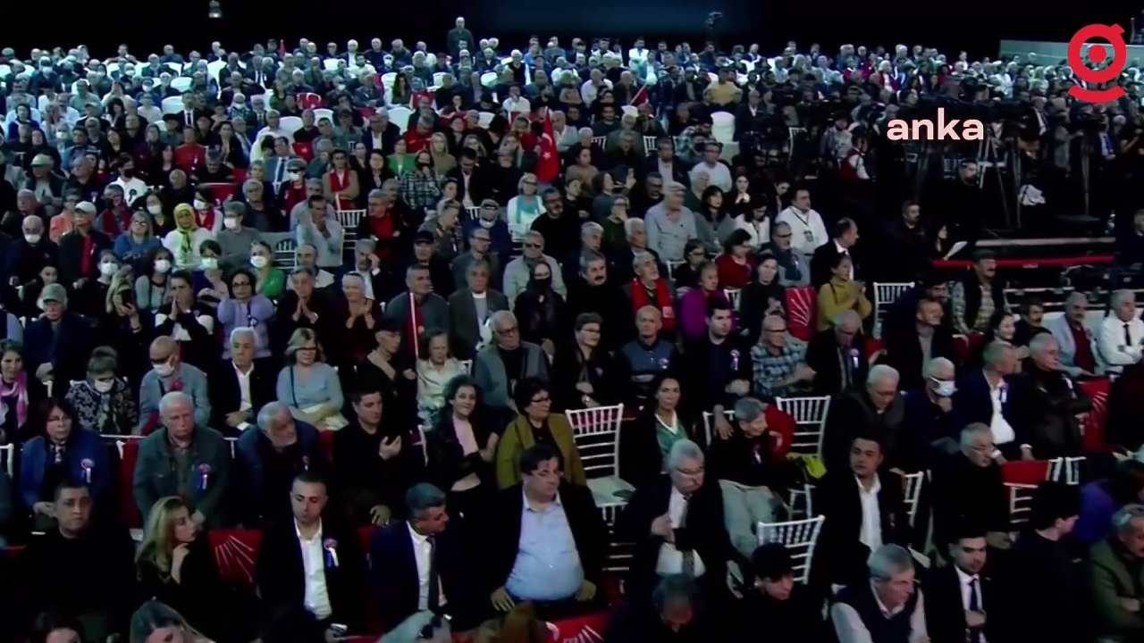 Özgür Özel: Kamuflaj niye Cumhurbaşkanı Erdoğan'a yakışıyor? Bilal Erdoğan'a yakışaydı, Burak Erdoğan'a yakışaydı da göreydik