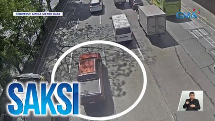 Pickup, nadaganan ng tumagilid 10-wheeler | Saksi
