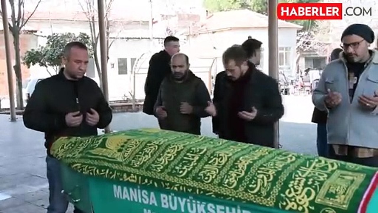 Marmara Denizi'nde Batan Kargo Gemisinde Hayatını Kaybeden Gemi Adamı Son Yolculuğuna Uğurlandı
