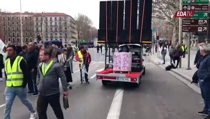 La mayor parte de los agricultores se despiden tras el éxito de la manifestación en Madrid