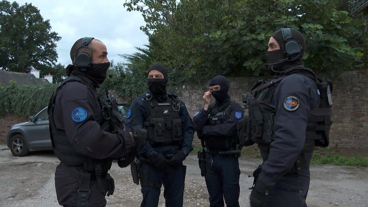 Bande annonce "100 jours avec les gendarmes de Bretagne"