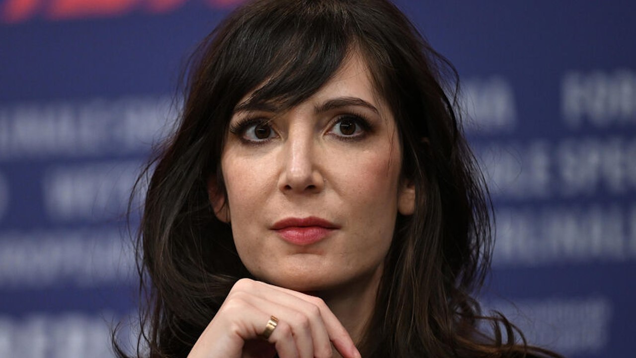 Nora Hamzawi s’oppose à la sortie du dernier film de Jacques Doillon dans lequel elle a tourné