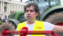 Algunos tractores se retiran de las manifestaciones frente al Ministerio de Agricultura