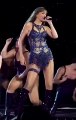 #Presse #Concert #Live Taylor Alison Swift véritable icône mondiale de la pop culture, dotée d'une influence majeure sur l'industrie de la musique autant que sur l'esprit du temps. Ça c’est pour la version bienveillante.