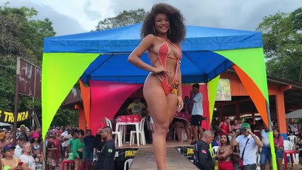 Garota Verão 2023 - Desfile