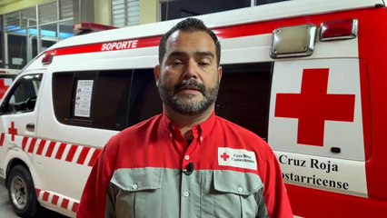 ext-Buseta con 15 personas se vuelca en Sarapiquí-210224