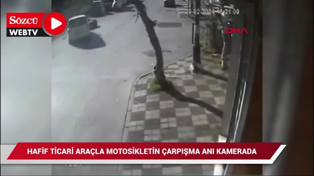 Maltepe'de hafif ticari araçla motosikletin çarpışma anı kamerada