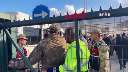 İliç'te madenci yakınları aramaların durmasını protesto etti