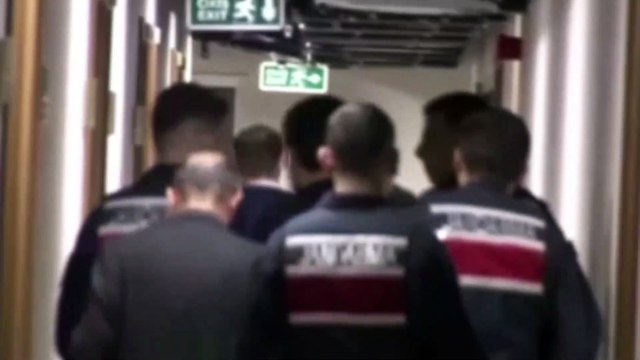 Dilan Polat ve Engin Polat'a bir şok daha 'Ev basıp küfür etti'