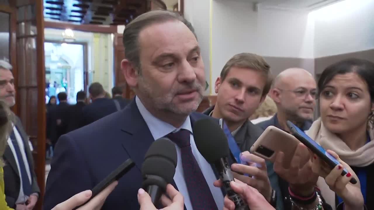 Ábalos: "Me he quedado estupefacto, estas cosas duelen"