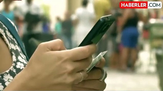 Yargıtay'tan 'Alo' Kararı: Eşlere 'Alo' Demek Boşanma Sebebi Sayılabilecek