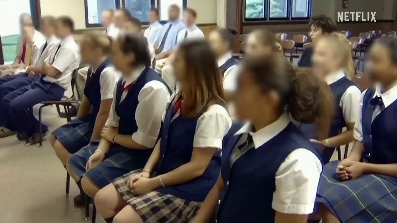 Le Programme : Sectes, mensonges et enlèvements - saison 1 Bande-annonce VO