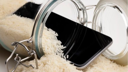 Nicht nachmachen! Apple warnt vor diesem "Lifehack" bei nassen iPhones