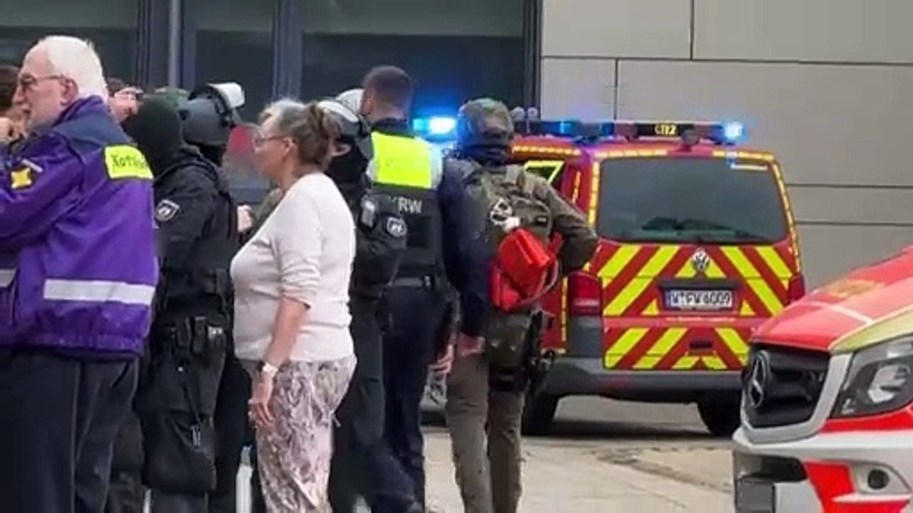 Angriff an Schule in Wuppertal: Mehrere Schüler verletzt