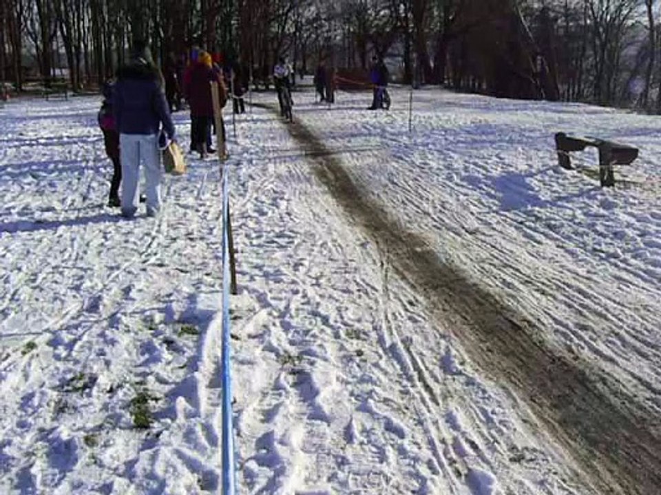Léonie  Hoareau  Championne de France fsgt de cyclo cross en minime