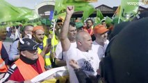 Máxima tensión entre policía y agricultores en Valencia