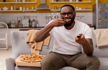 Watching lots of TV makes people need to use the toilet at night