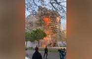 El fuego devora un edificio de 14 pisos en el barrio de Campanar en Valencia