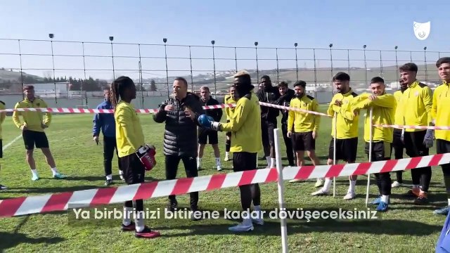İstanbulspor idmanındaki gerginliğe Osman Zeki Korkmaz'dan müthiş çözüm