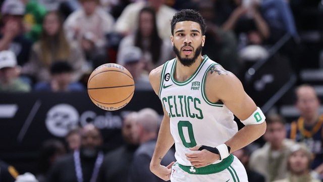 NBA Eastern Conference: Celtics Lead, Bucks & Sixers Underwhelm